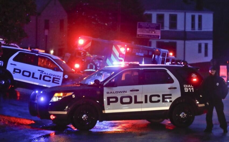ABŞ-da polis üç nəfəri güllələyərək öldürüb