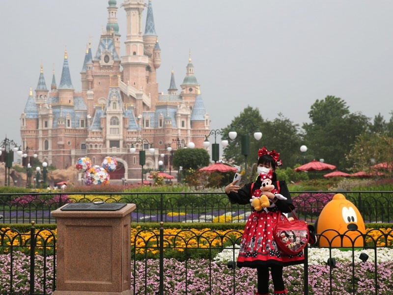 Şanxaydakı “Disneyland” parkı yenidən ziyarətçi qəbulunu dayandırıb