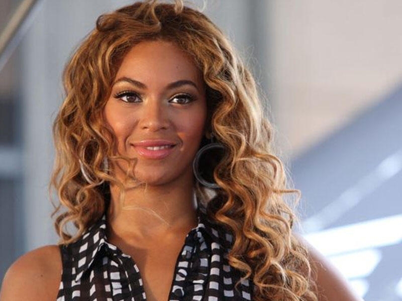 Beyonce yeni saundtrekini təqdim etdi - VİDEO