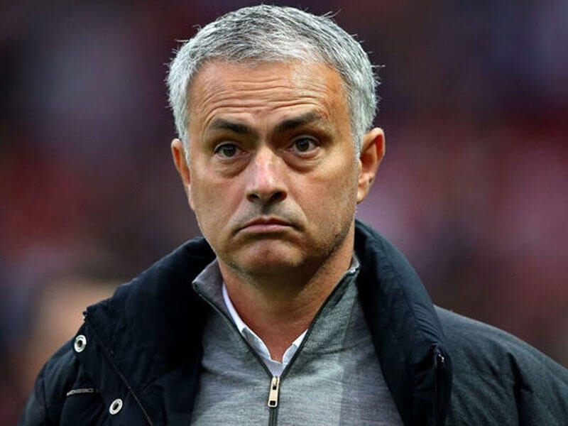 Mourinyo ənənəvi özbək geyimində göründü - FOTO