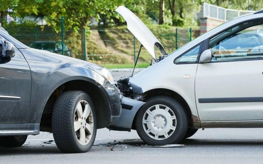 Salyanda iki qardaş yol qəzasında  xəsarət alıb