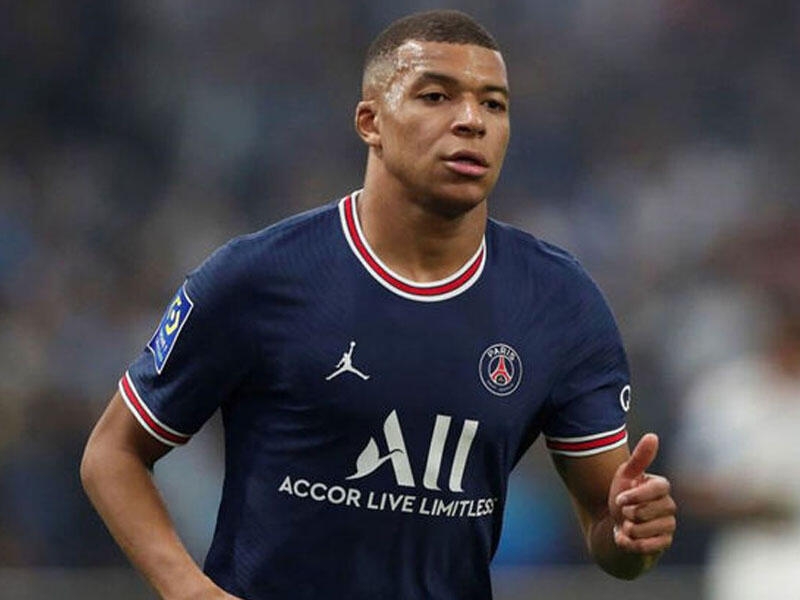 Mbappe: “Həyat təcrübəsi puldan daha vacibdir”