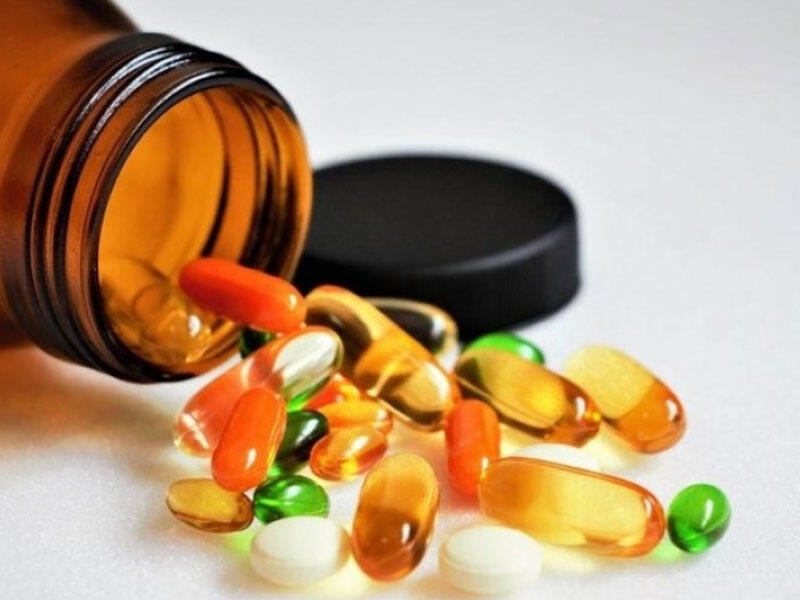 Vitaminlərin aşırı dozada qəbul edilməsi orqanizmdə fəsadlara səbəb ola bilər