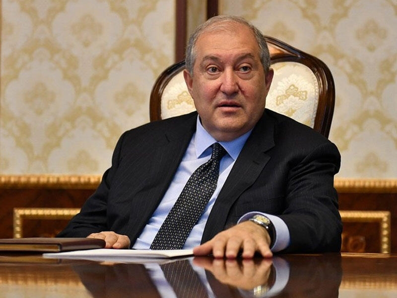 Ermənistan prezidenti niyə istefa verib? - 6 suala cavab
