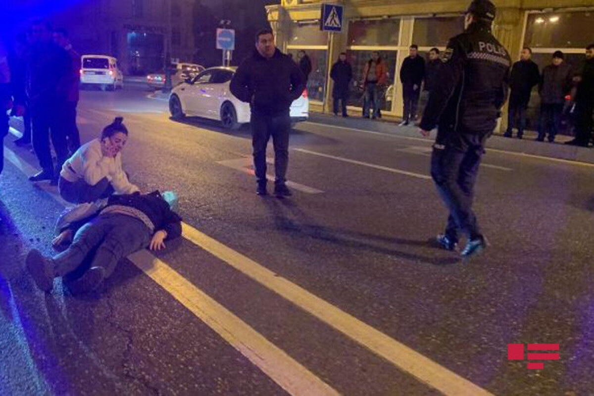 Bakıda Rusiya səfirliyinə məxsus avtomobil piyadanı vurub - FOTO