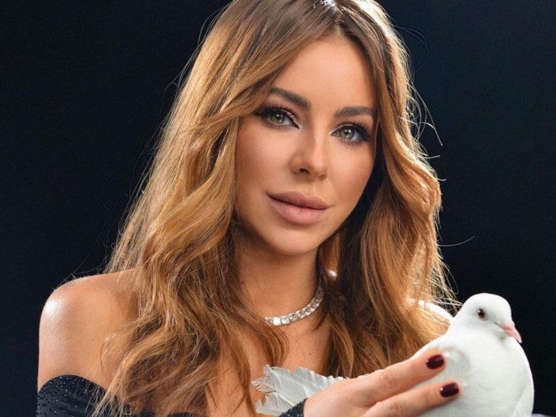 ''Yaxınlarım Ukraynada atəş altındadır'' - Xalq artisti