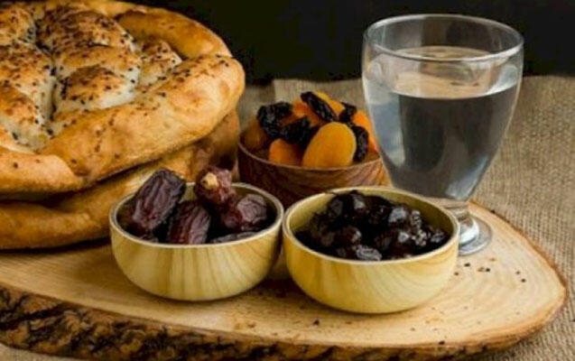 Ramazanın üçüncü gününün duası - İmsak və iftar vaxtı