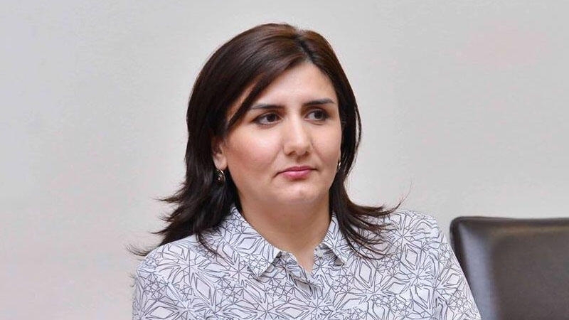 İki həftə əvvəl təyin edilən mətbuat katibi vəzifəsindən getdi