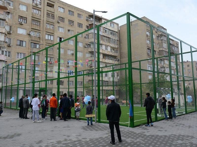 Daha bir abad həyət sakinlərin istifadəsinə verilib - FOTOlar