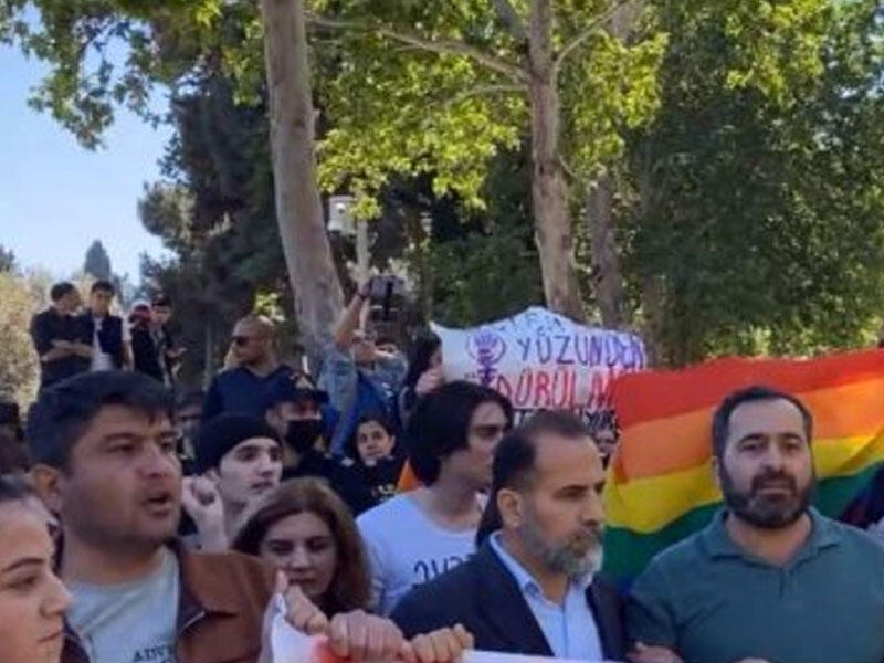 Bakı polisləri Londonun planını pozdular