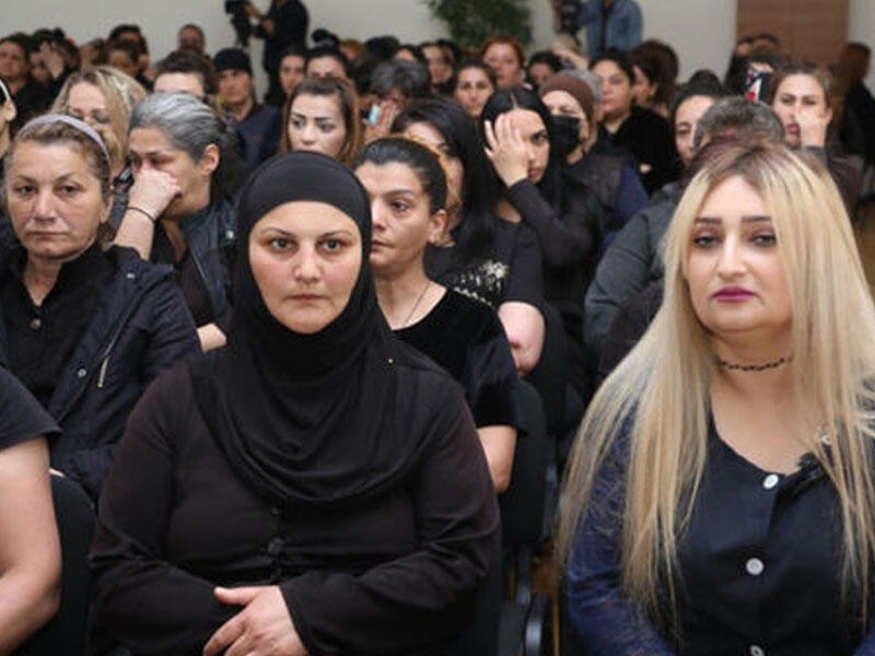 Əfv sərəncamı ilə azadlığına qovuşan qadınlar - FOTOREPORTAJ