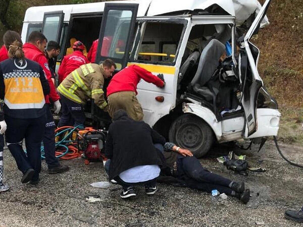 Türkiyədə ağır yol qəzası: 8 ölü, 10 yaralı - FOTO