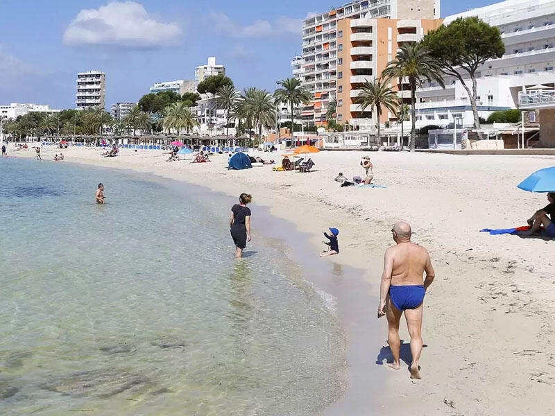 Məşhur kurortda huşunu itirən turist həmyerlisi tərəfindən zorlanıb