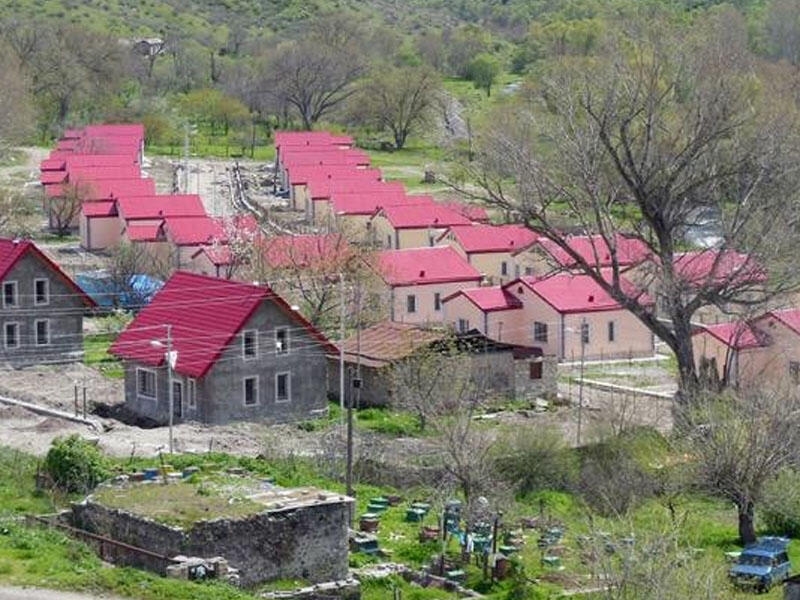 Paşinyan erməniləri Qarabağdan QOVUR