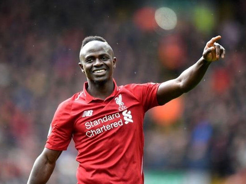 Mane “Liverpul”un 150 əməkdaşına hədiyyələr göndərib
