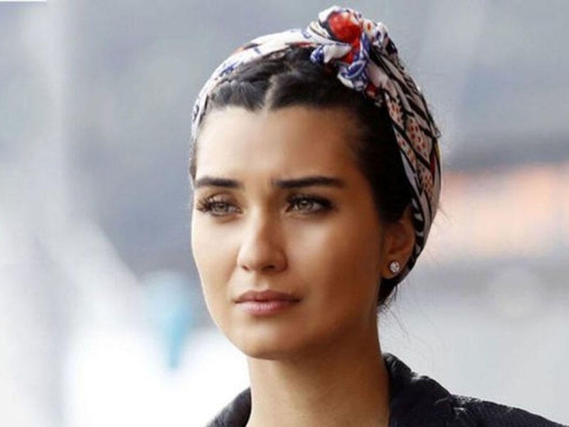 Tuba Büyüküstün: “Özümü döyürəm”