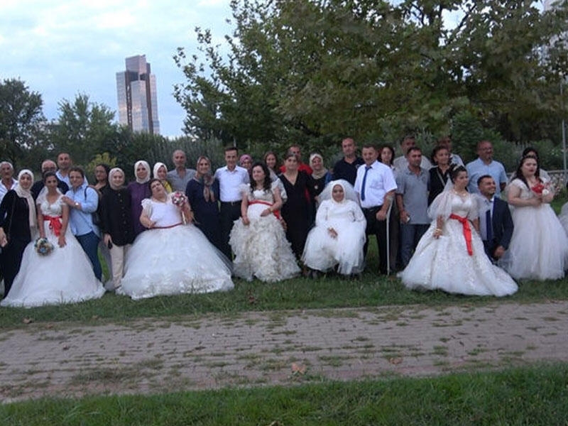 Daun sindromlu qızlar üçün toy məclisi quruldu - FOTO