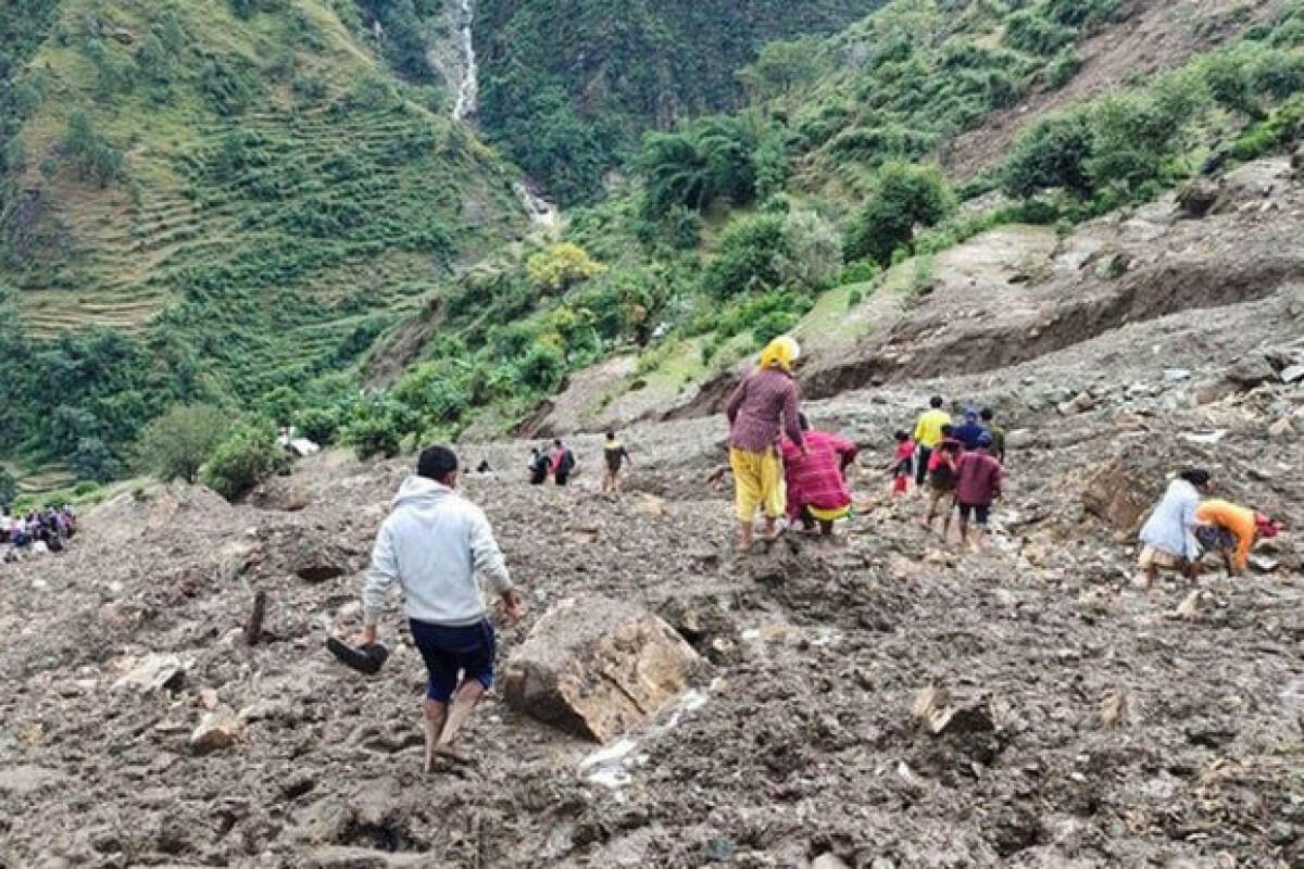 Nepalda torpaq sürüşməs: 22 ölü