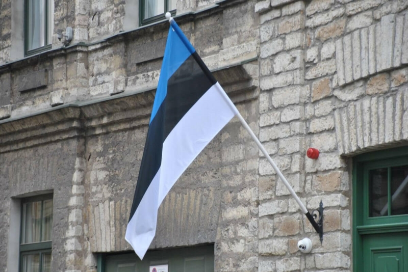 İkili vətəndaşlığı olan ruslar Estoniyaya buraxılmır