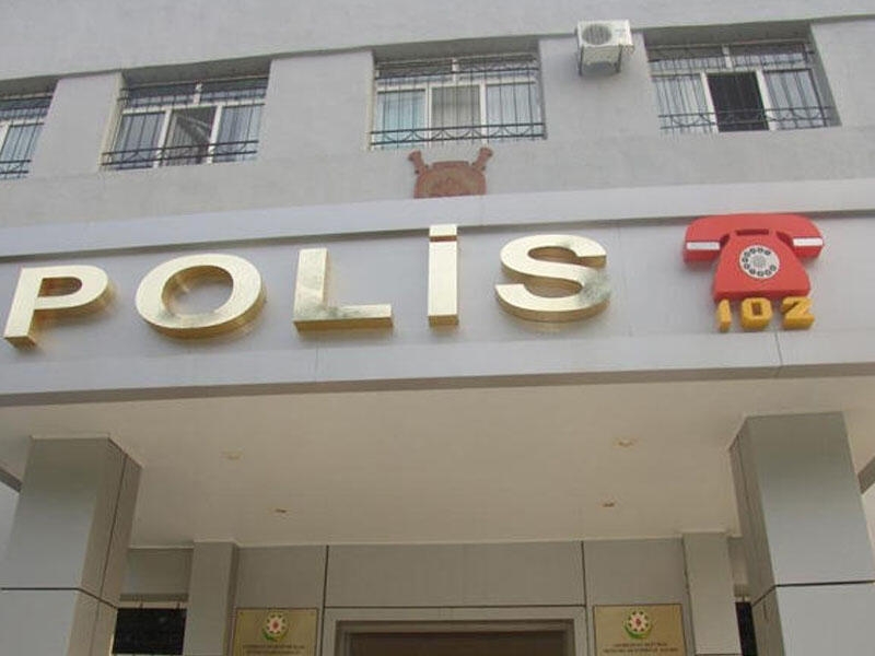 Polis əməkdaşı özünü ehtiyatsızlıqdan öldürdü