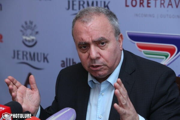 ''Paşinyan odla oynayır''