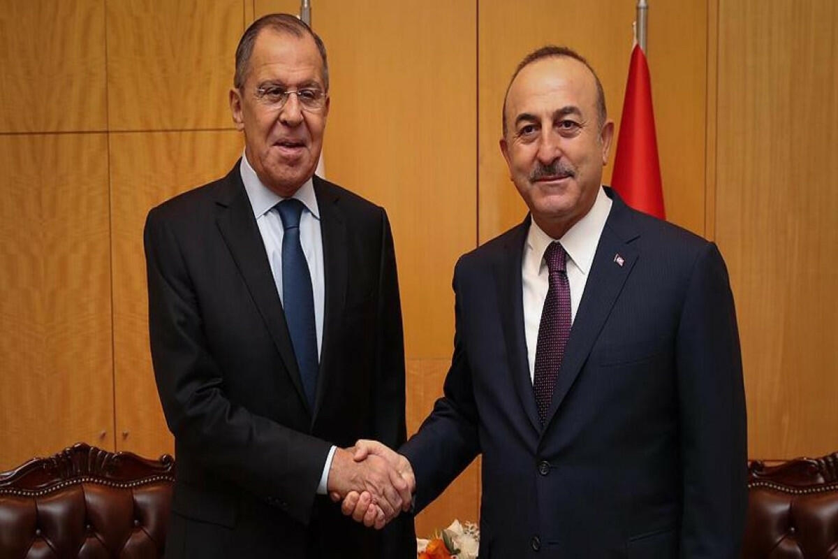 Çavuşoğlu və Lavrov taxıl dəhlizini müzakirə edib