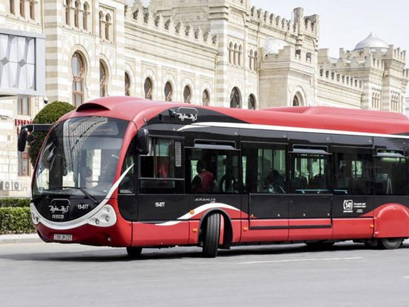 Bakıda 132 avtobus gecikir