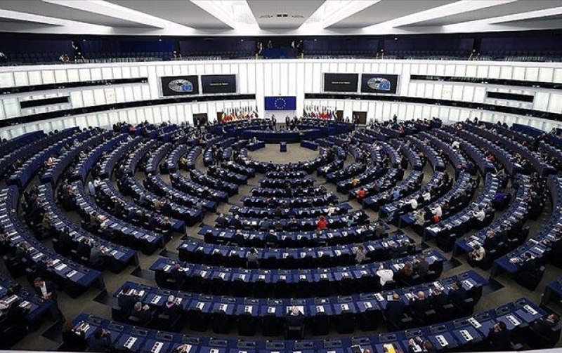 Avropa Parlamentinin sədr müavini korrupsiya  ittihamı ilə saxlanıldı