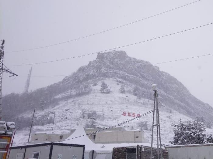 Şuşaya qar yağdı - FOTO