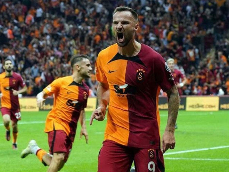 ''Qalatasaray'' onun ''kitabını bağladı'' - VİDEO