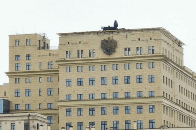Moskvada binaların damlarında hava hücumundan müdafiə sistemləri niyə yerləşdirilib? - FOTO