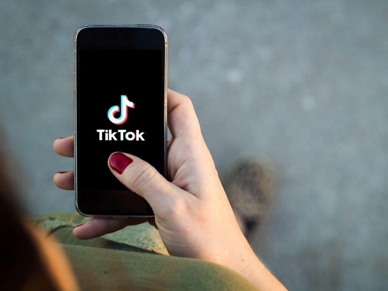 Bu şəxslərə “TikTok”dan istifadə qadağan edildi