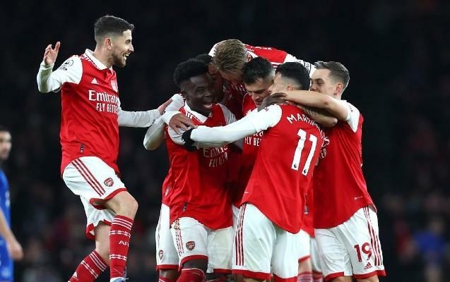 ''Arsenal''dan darmadağın, ''Liverpul''dan qələbə