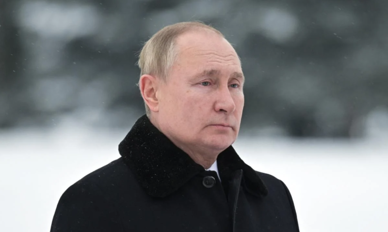 Putin Mariupol səfəri haqda: Kəməri bağlamadım ki...
