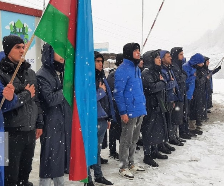 Xankəndi-Laçın yolu: ekofəallar 111 gündür dəyişməz tələblərini irəli sürürlər - FOTO