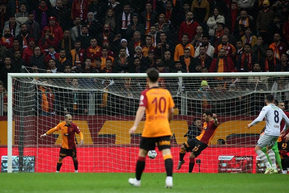 “Qalatasaray” Türkiyə kuboku ilə vidalaşdı