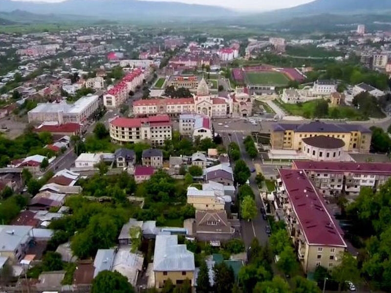 Ermənilər Qarabağda əmlaklarını kütləvi satışa çıxardılar - Kimlər Xankəndidən ev ala bilər?