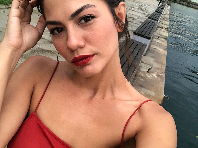 Demet Özdemir yeni sevgilisi ilə görüntüləndi - FOTO