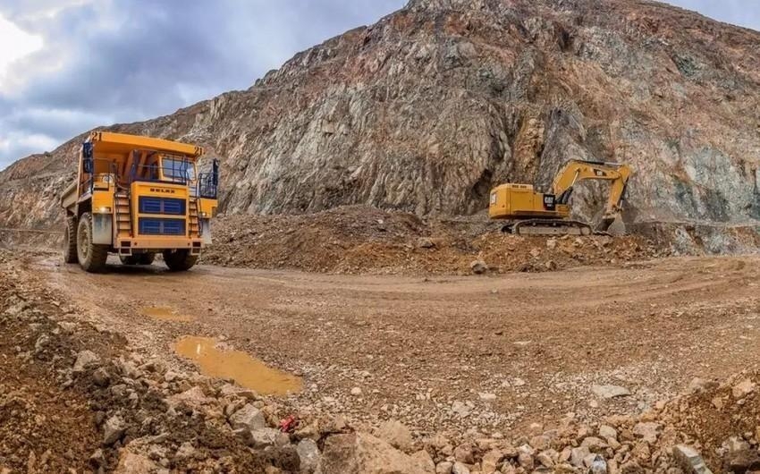 ''Ermənistandakı dağ-mədən sənayesindəki şirkətlər açıq olmalı sənədləri ört-basdır edir'' - RƏY