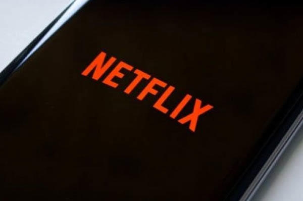 Türkiyəli aktyor ''Netflix''i məhkəməyə verdi - FOTO