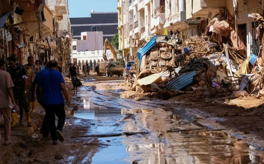 Təbii fəlakətdə ölənlərin sayı 11 300-ə çatıb