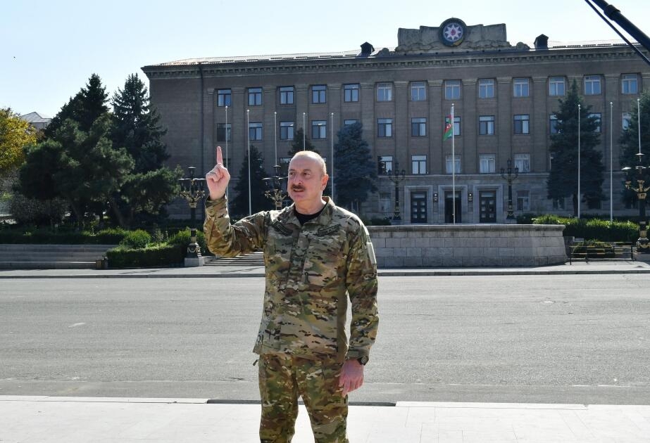 İlham Əliyev: Torpaqlarımız işğal altına düşəndə bütün əsas güclər Ermənistanın arxasında idi