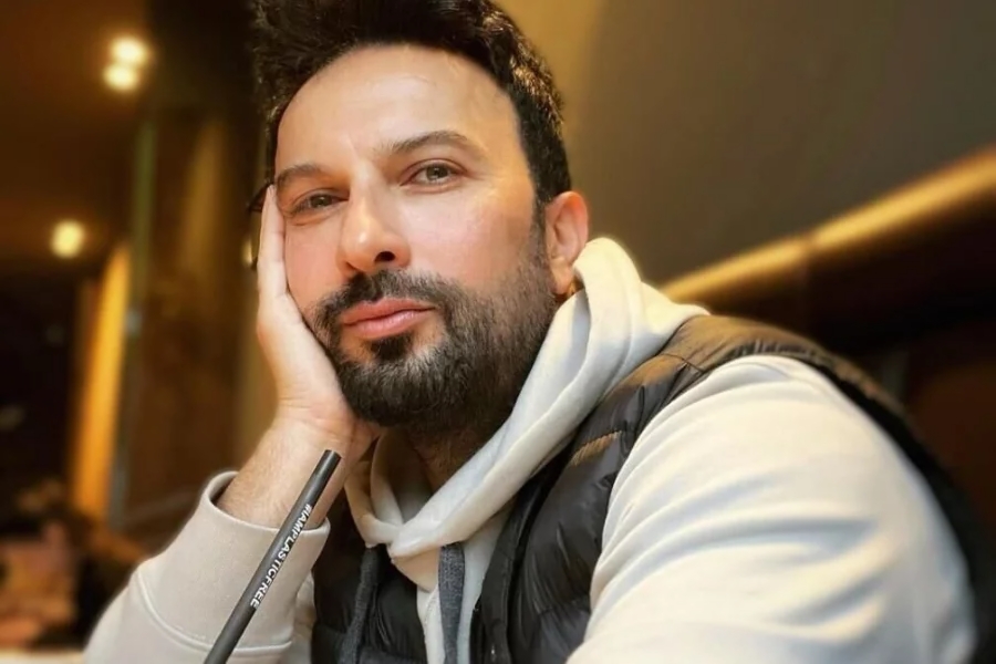 Tarkan dünyanı ayağa qalxmağa ÇAĞIRDI - FOTO