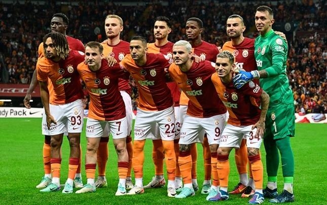 ''Qalatasaray'' liderliyə yüksəldi