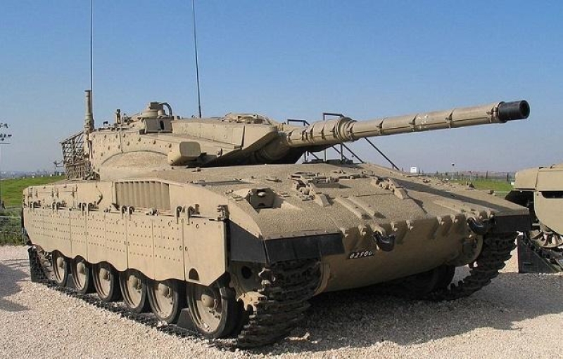 Tank aşdı, İsrail əsgəri öldü