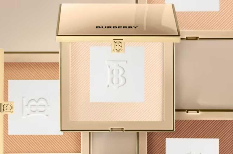 ''Burberry''dən yenilik