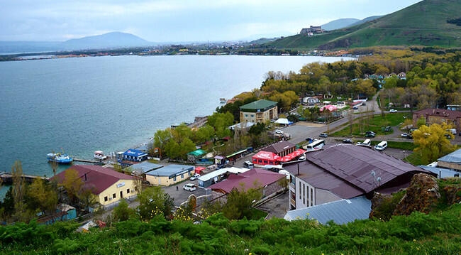 300 min azərbaycanlı Ermənistana qayıtsa... - Akopyan