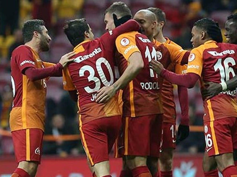 “Qalatasaray”da itki - FOTO