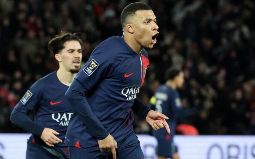 Mbappe PSJ-də daha bir uğura imza atdı