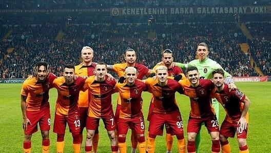 ''Qalatasaray'' növbəti mərhələyə yüksəldi